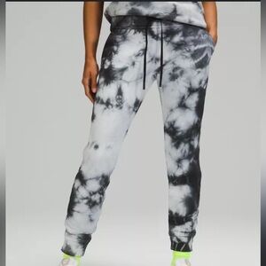 lululemon Warm Down Jogger